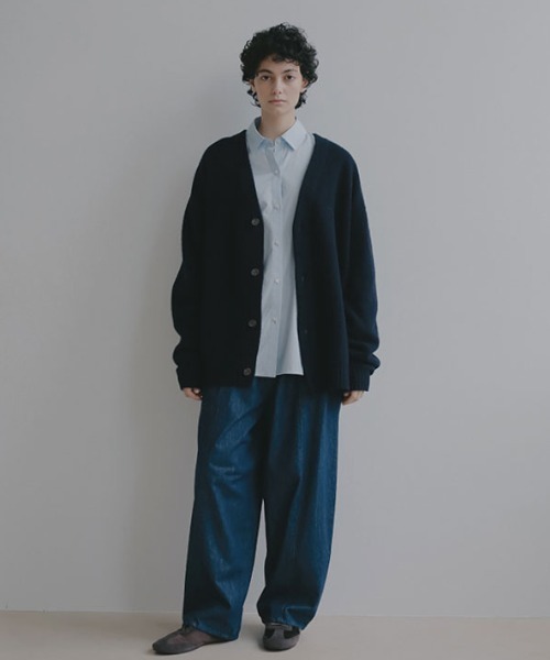 ETRE TOKYO（エトレトウキョウ） カーディガン ミドルゲージVネック