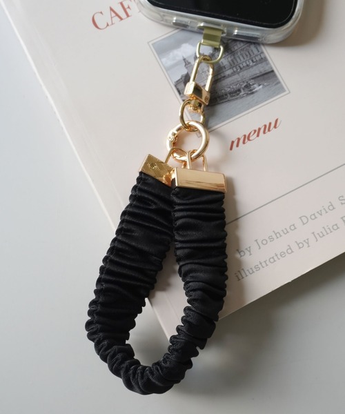 ammy. / エイミードット 」 サテン ギャザー スマホストラップ ハンド