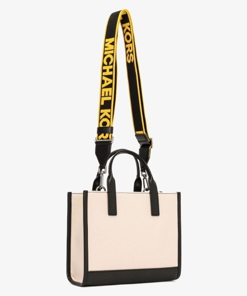 MICHAEL KORS（マイケルコース） ショルダーバッグ OSAKA COOPER