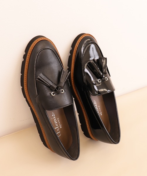 artemis by DIANA（アルテミス by ダイアナ） ローファー 軽量厚底