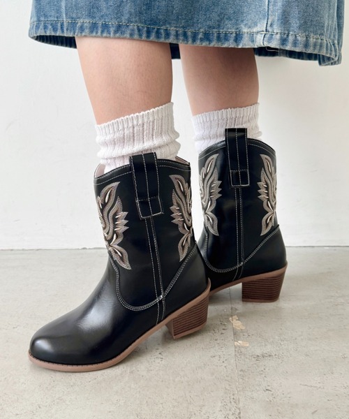 SOLLON.（ソルロン） ブーツ 刺繍入りミドルウエスタンブーツ