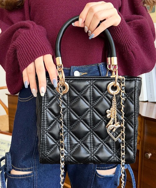 moment+ ショルダーバッグ バッグ オリジナルチャーム付き2WAY