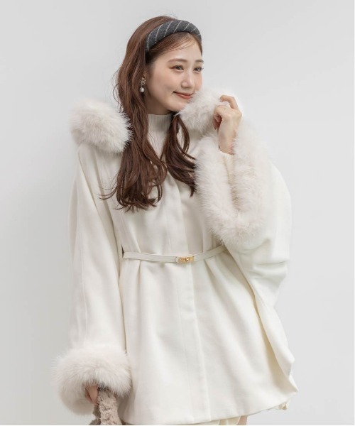 RANDA（ランダ） ポンチョ 2WAY ファー付きミドルケープコート