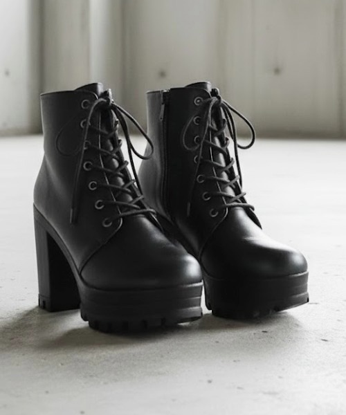 LibertyDoll（リバティードール） ブーツ 軽量厚底 9cmチャンキー