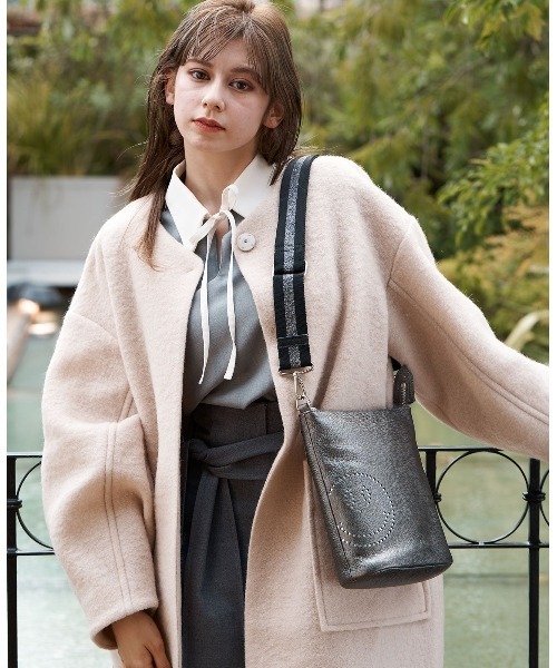 SALON DE ALFURD TOKYO（サロン・ド・アルファード） ショルダーバッグ