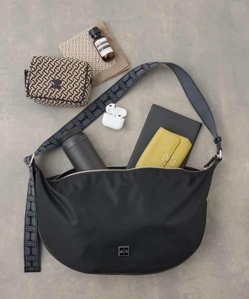 IACUCCI（イアクッチ） ショルダーバッグ バッグ アーゴ M NYLON/CERVO