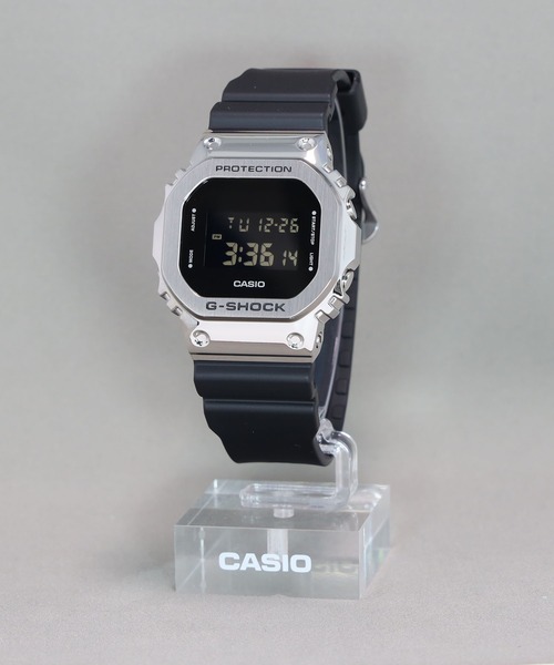 G-SHOCK 腕時計 5600シリーズ / メタルベゼル GM-5600U-1JF メンズ