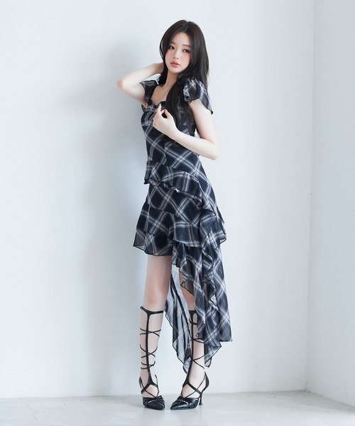 VEILA ワンピース チェック柄アシンメトリーフリルワンピース