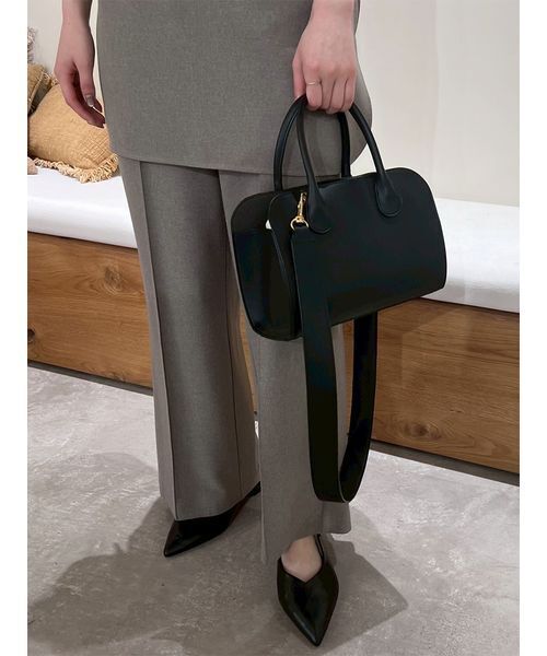 Mila Owen（ミラオーウェン） ショルダーバッグ バッグ 巾着付き