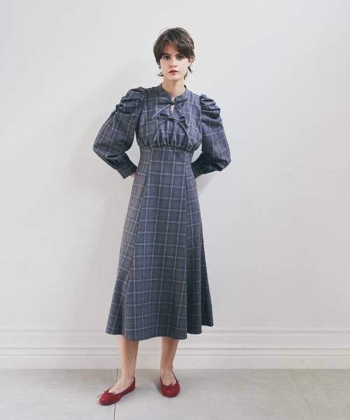 Maison de FLEUR（メゾンドフルール） ワンピース 聡明な淑女の