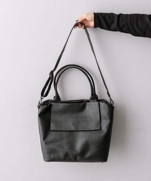 ear PAPILLONNER（イア パピヨネ） トートバッグ 「牛革/A4サイズ対応