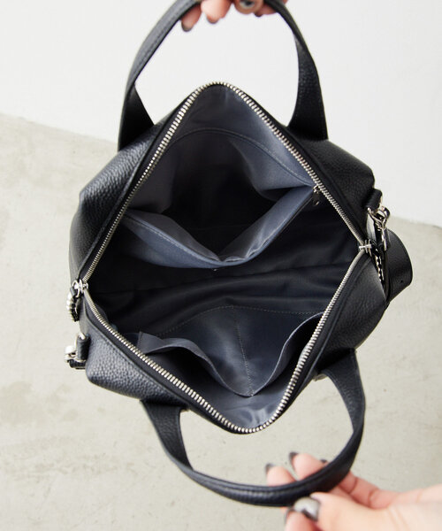 ear PAPILLONNER（イア パピヨネ） ボストンバッグ 「本革/ショルダー