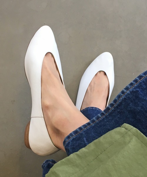 enchanted（エンチャンテッド） パンプス 本革ソフトレザーVカット