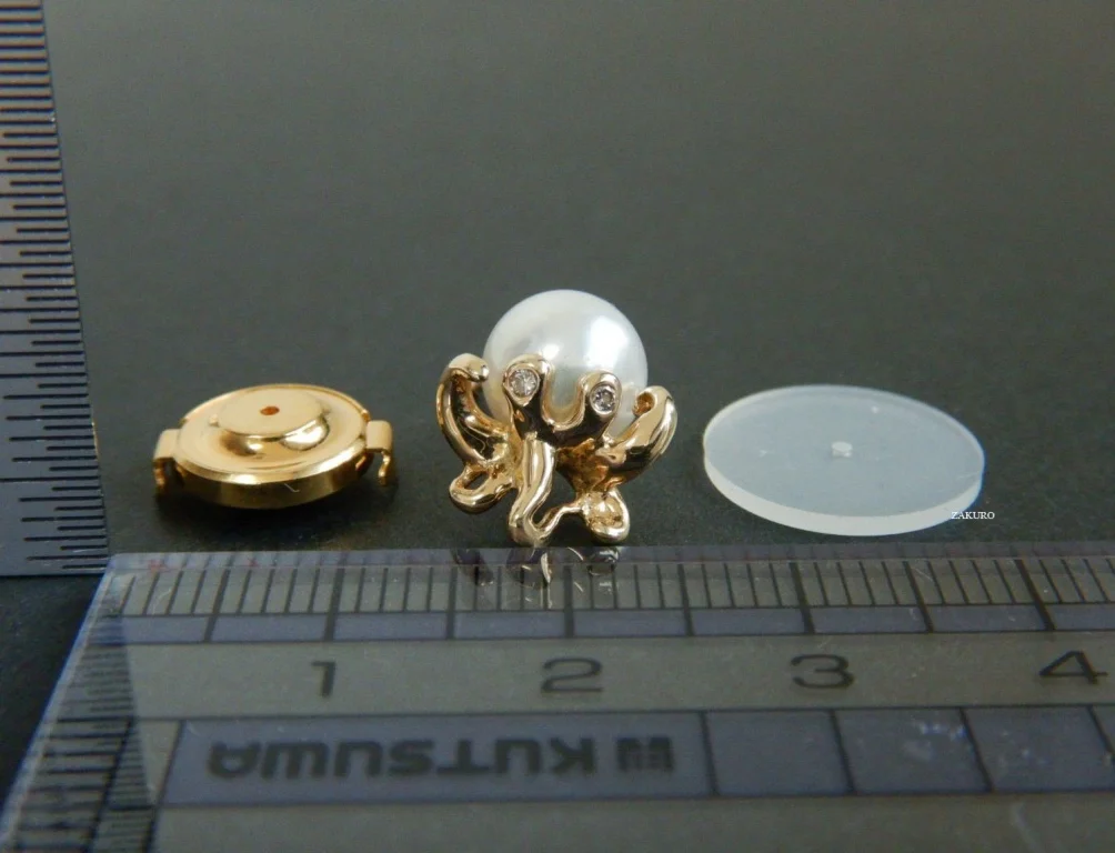 タコ K18ピンブローチ | ZAKURO | 京都大山崎のジュエリー