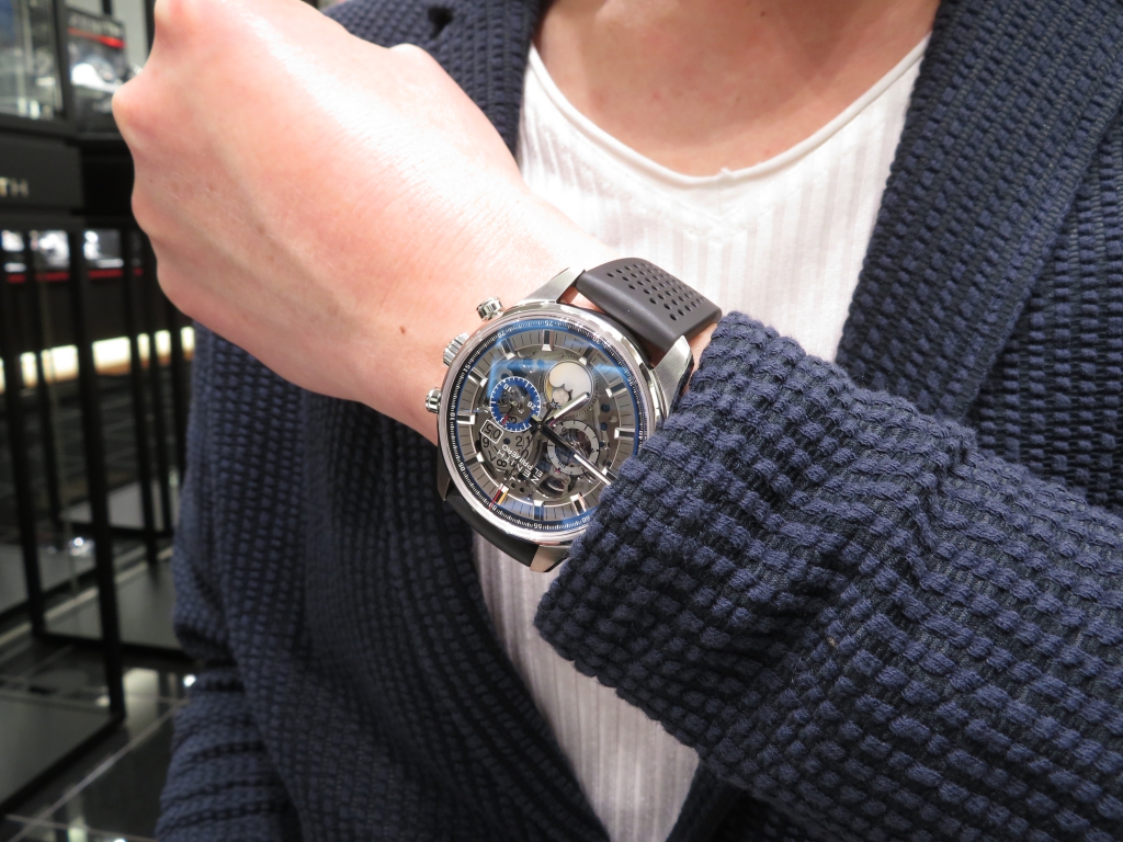 ゼニス クロノマスターエル・プリメロ グランドデイト フルオープンに