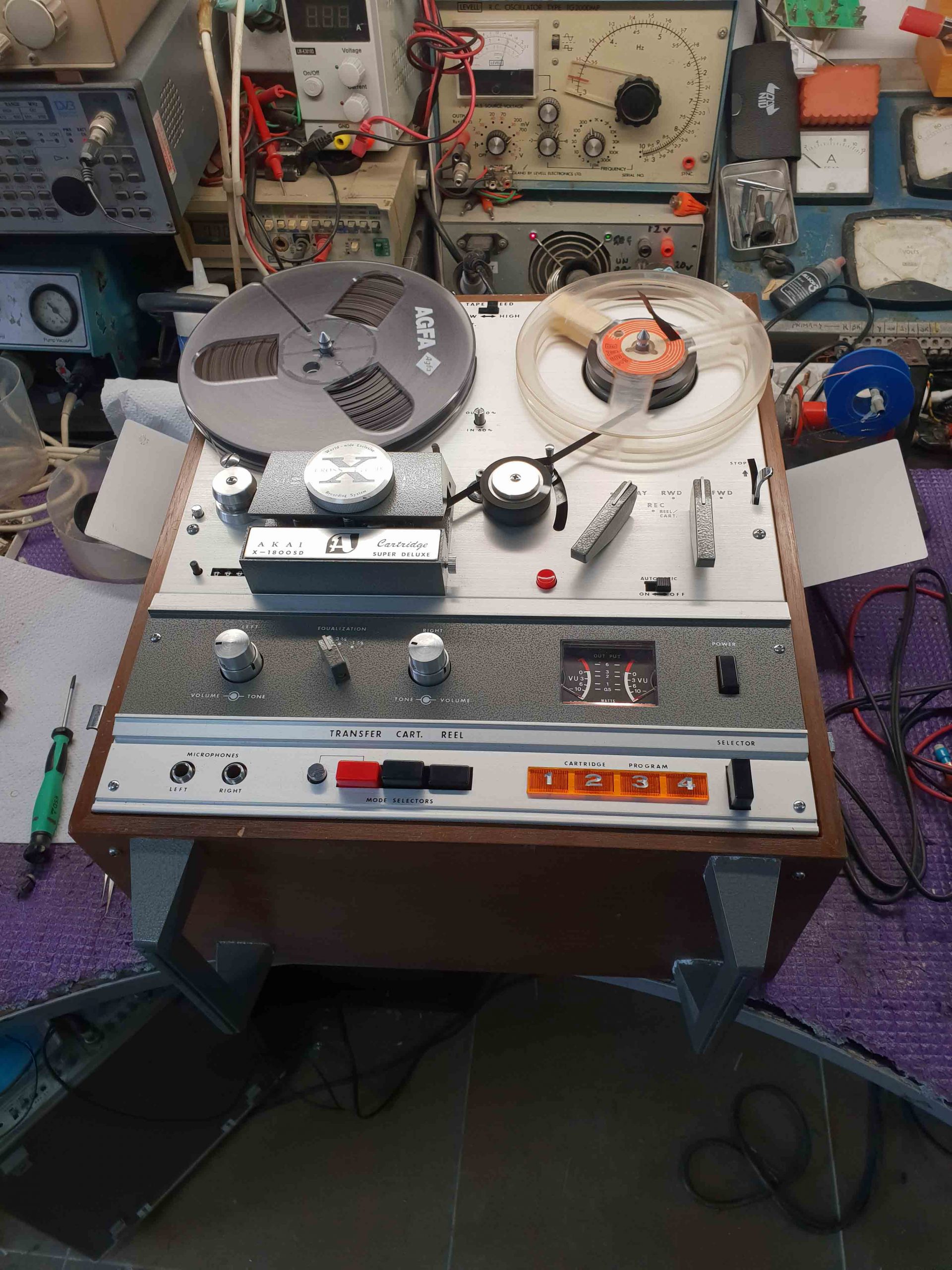 Akai X-1800SD | Zeta Services