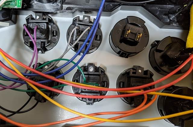 アケコン静音化。三和電子の静音レバー＆静音ボタンへ交換で劇的に静か