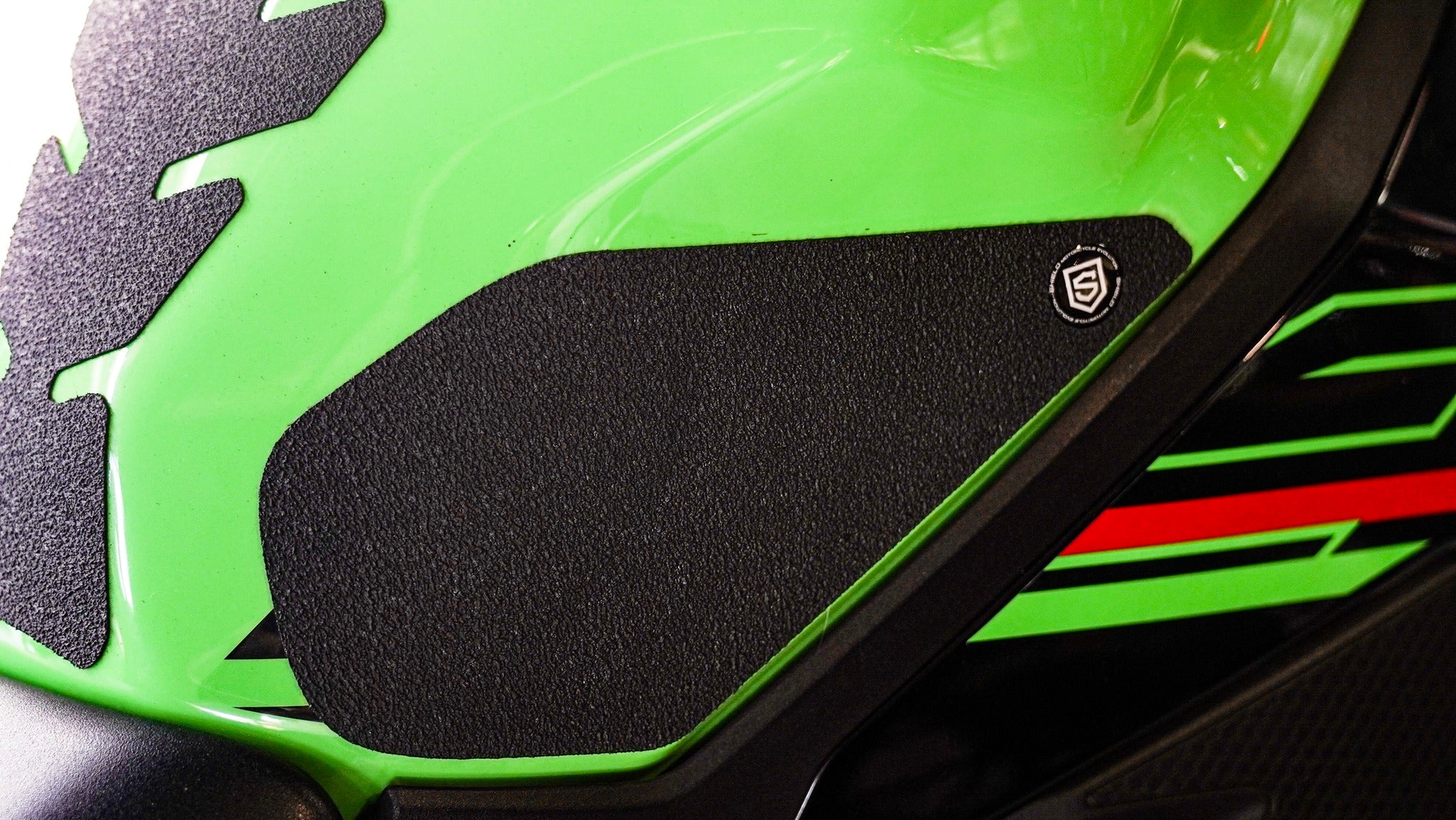 439467177_122150359760041509_1