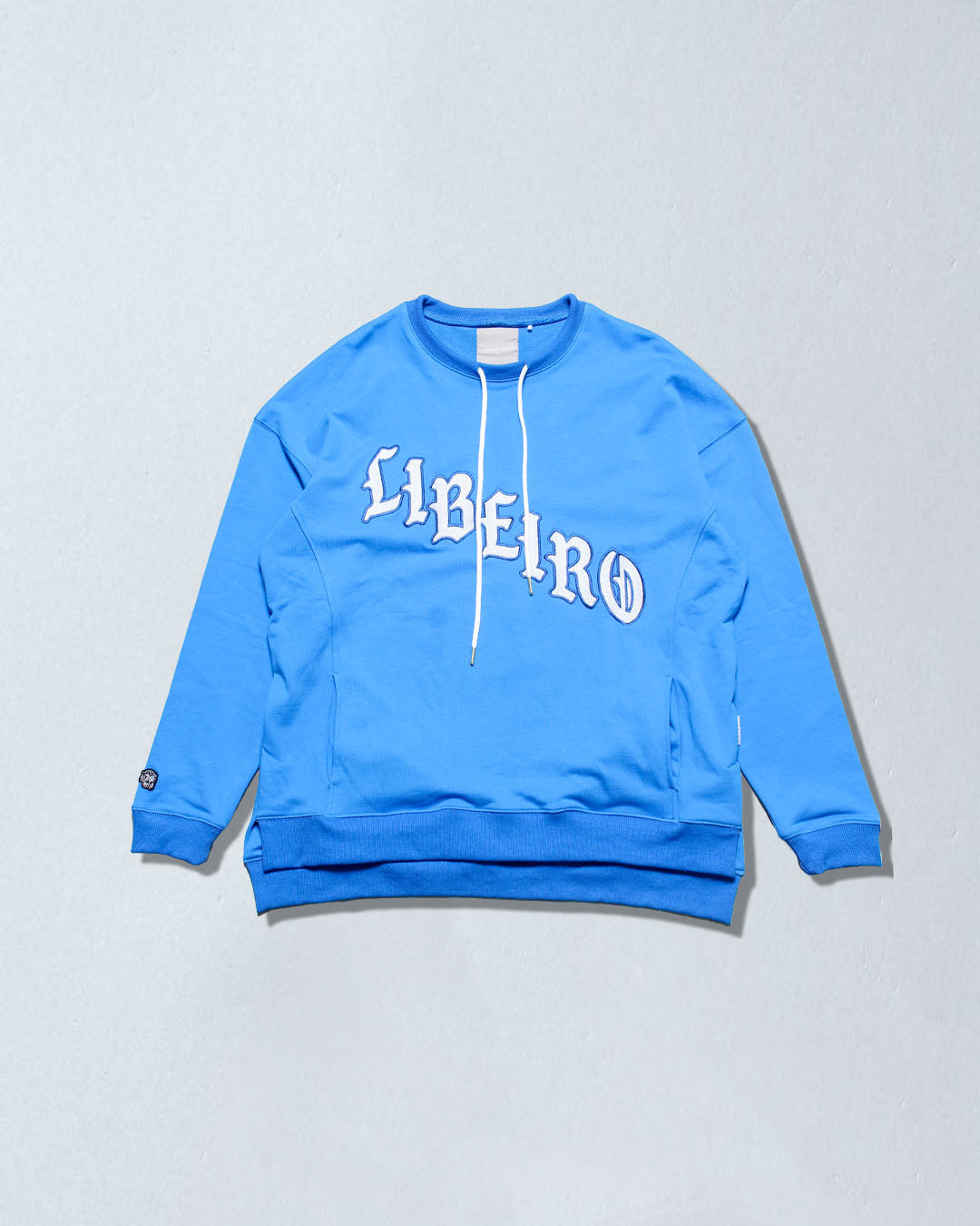 ストリングスロゴトレーナー – LIBEIRO