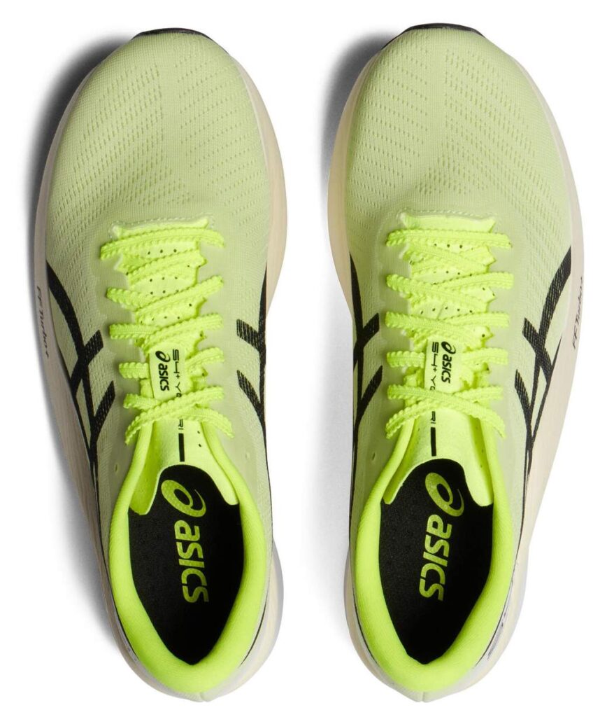 アシックスがサブ4を目指すランナーに向けたランニングシューズの最新