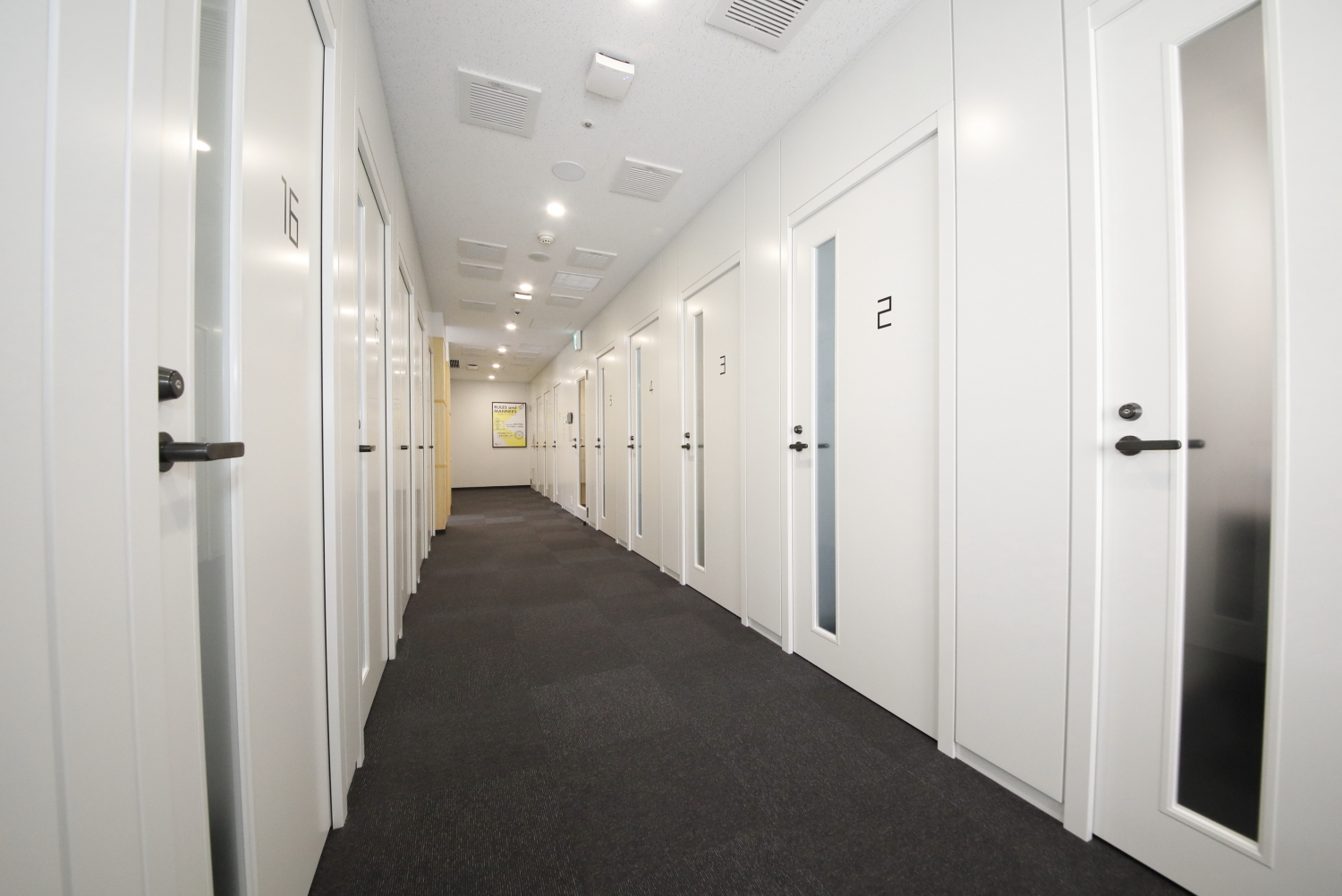 ZXY［ジザイ］府中2 | サテライトオフィスサービス | テレワークに