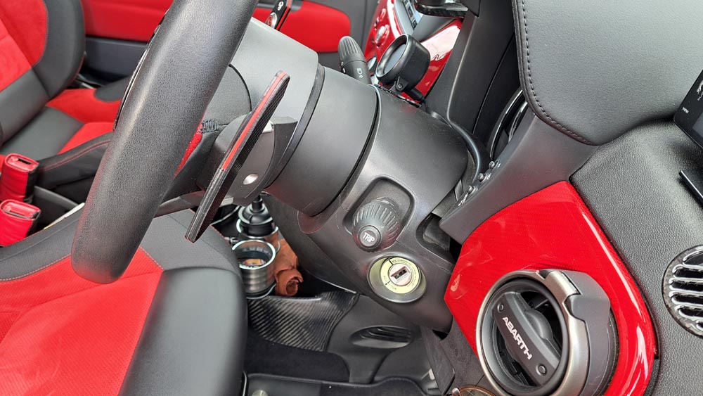 ステアリングコラムエクステンダー｜フィアット・アバルトのことなら