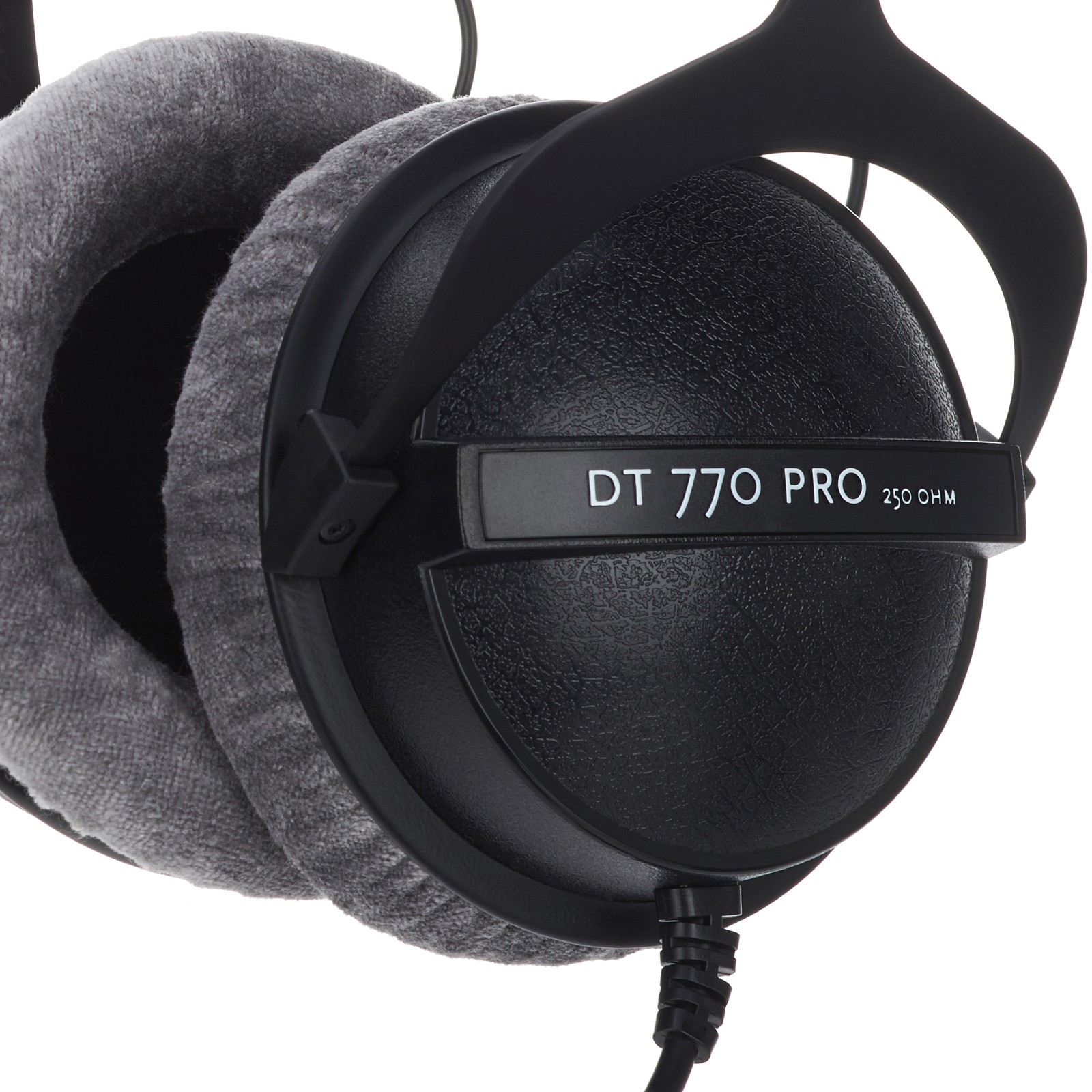 beyerdynamic DT-770 Pro 250 Ohm – United States
