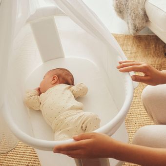 ベビービョルン公式｜ベビーインテリア｜クレードル&プレイヤード