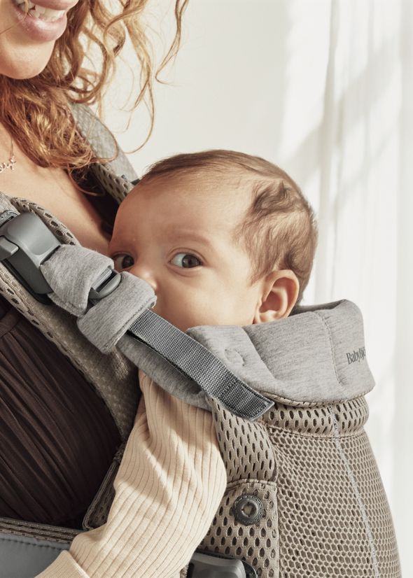 公式】ベビーキャリア HARMONY｜ベビービョルンの抱っこ紐 | BabyBjörn