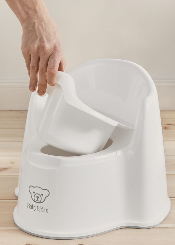 Comfy potty chair in lovely colors | BabyBjörn