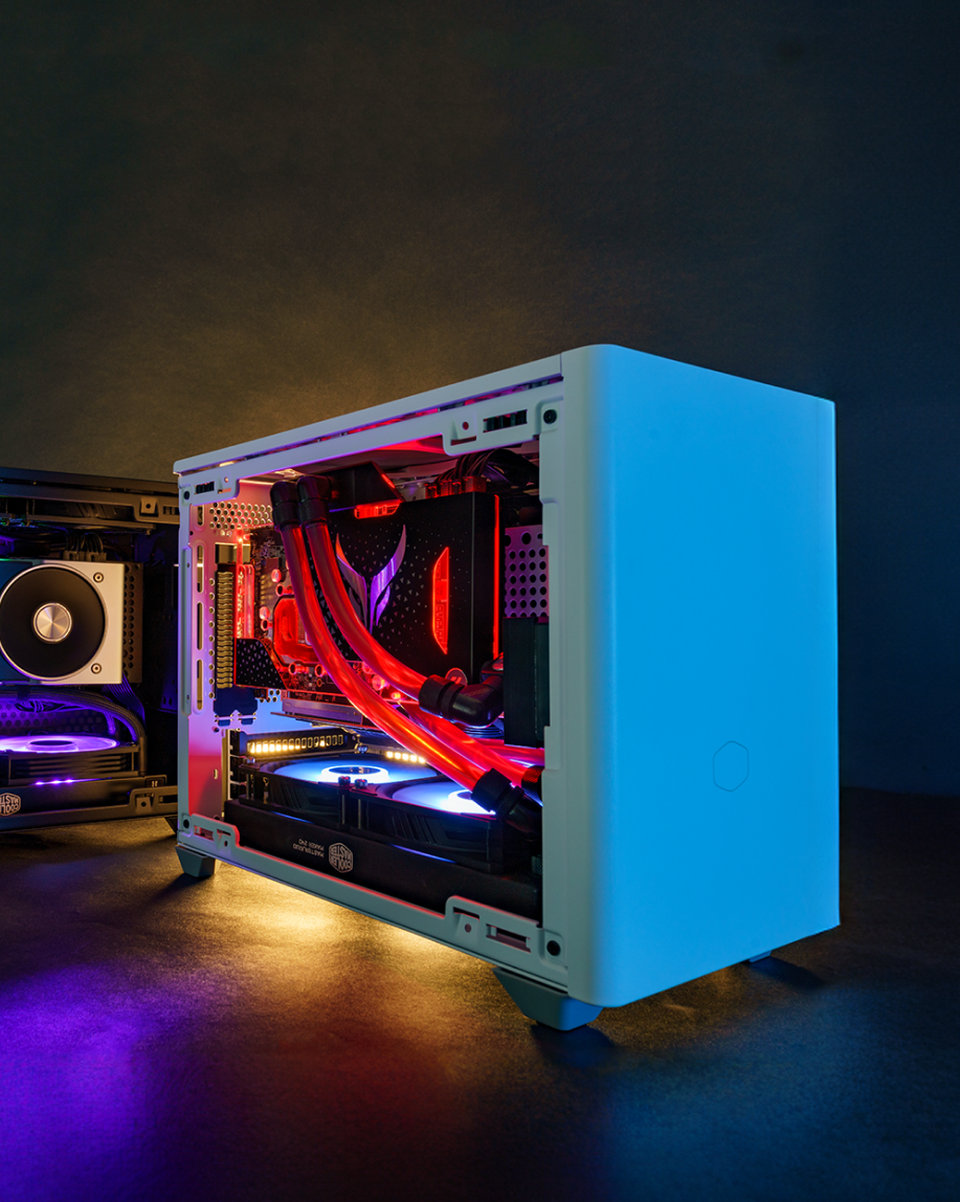 MasterBox NR200P Mini-ITX PC Case | Cooler Master