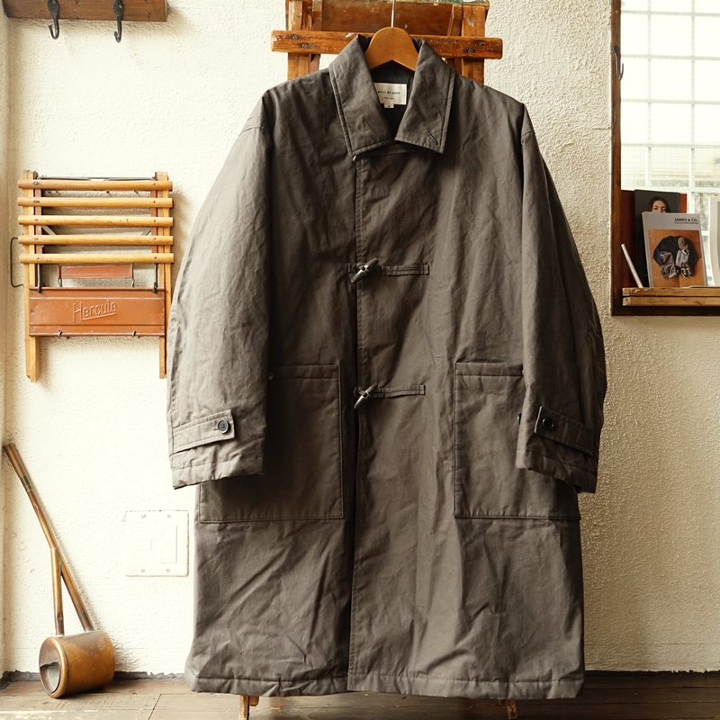 STILL BY HAND シンサレート中綿を入れたコットン素材のダッフルコート