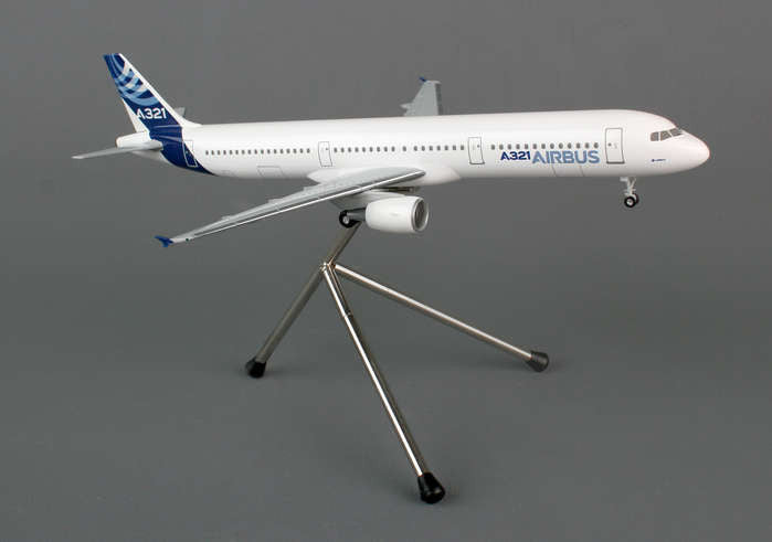 Hogan Airbus Corporate Logo Airbus A321 1/200 Scale Model w Gears