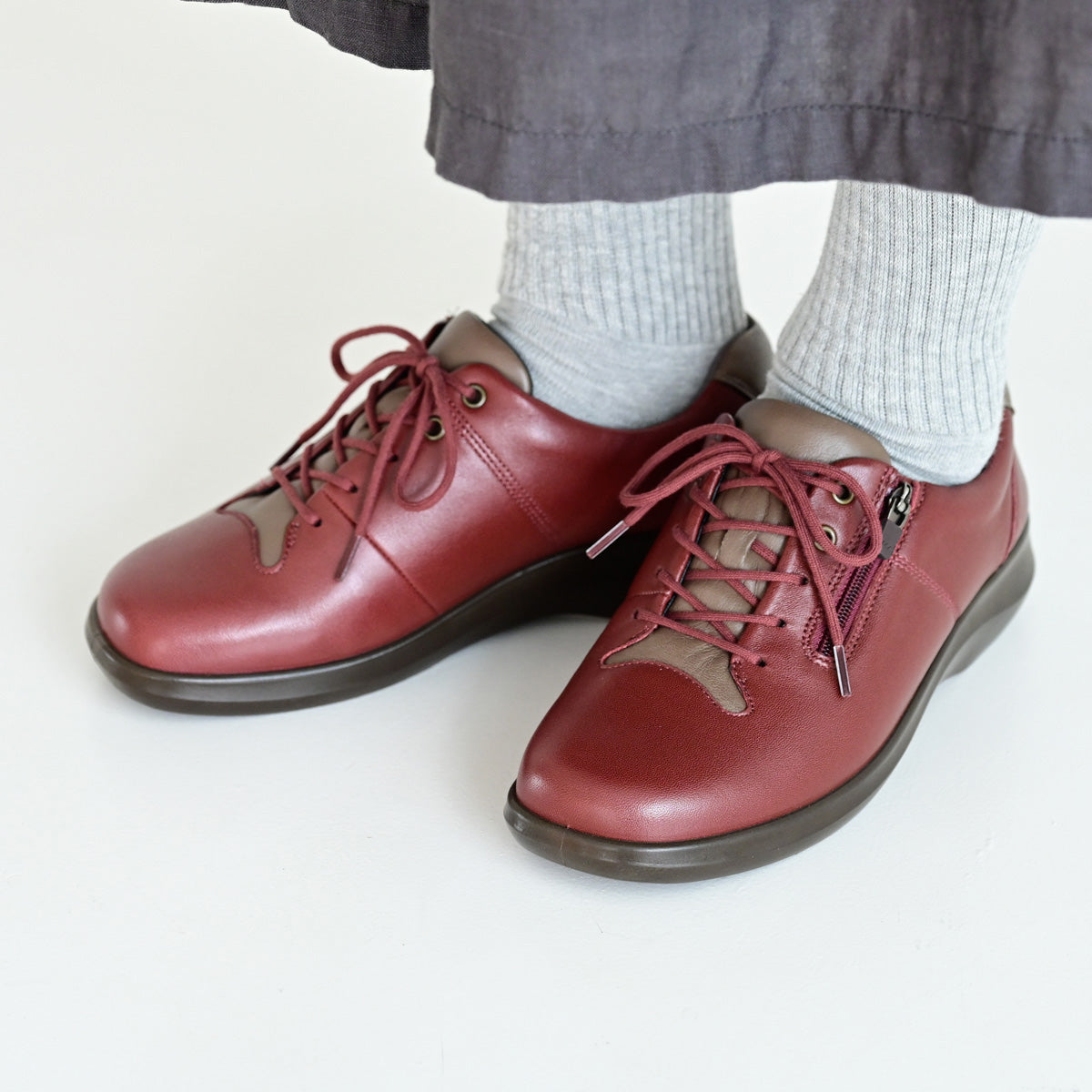 アキレス・ソルボ C 556 ワイン/ストーン｜やわらか羊革 4Eファスナー