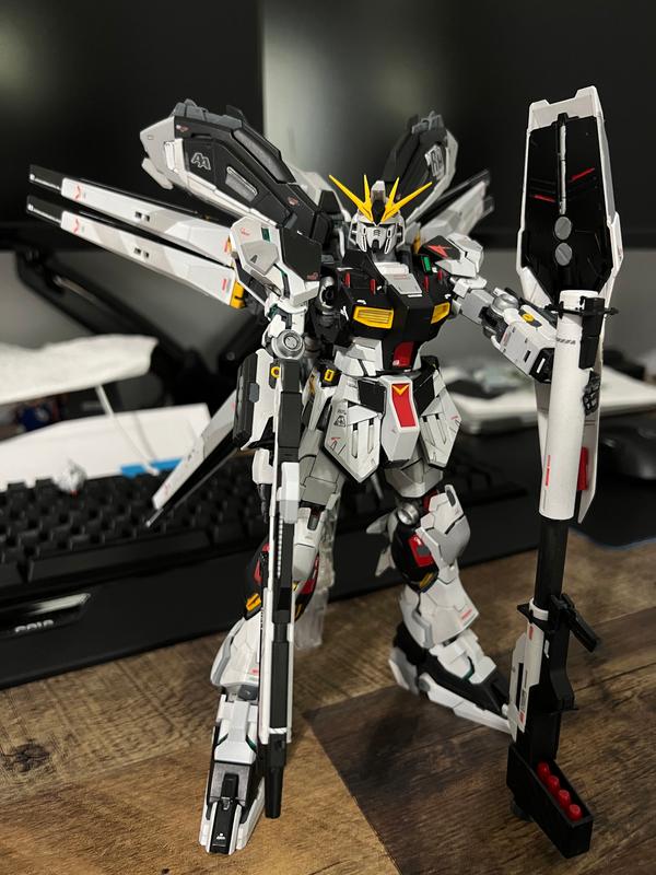 MG 1/100 RX-93 V Nu Gundam Ver. Ka