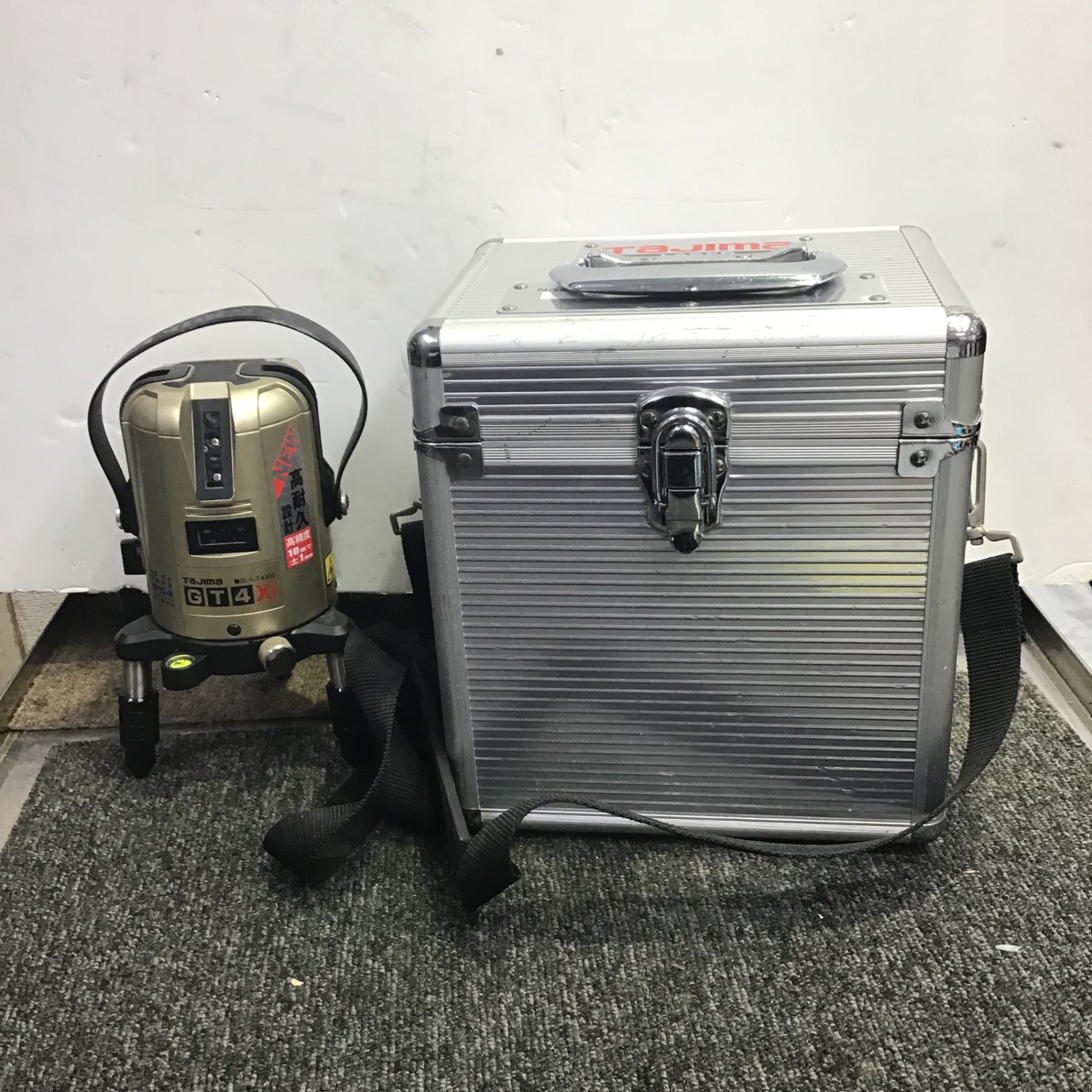 中古品】 TAJIMA タジマ レーザー墨出し器 GT4Xi JL-GT4XI2 – アクト