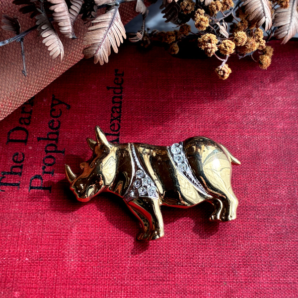 英国ヴィンテージサイのブローチ＊クリスタル|アクトンアンティークス