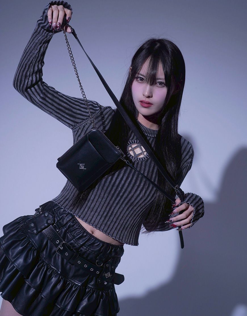 REFLEM【レフレム】ロゴチャーム付きPUレザースマホショルダーバッグ/全2色