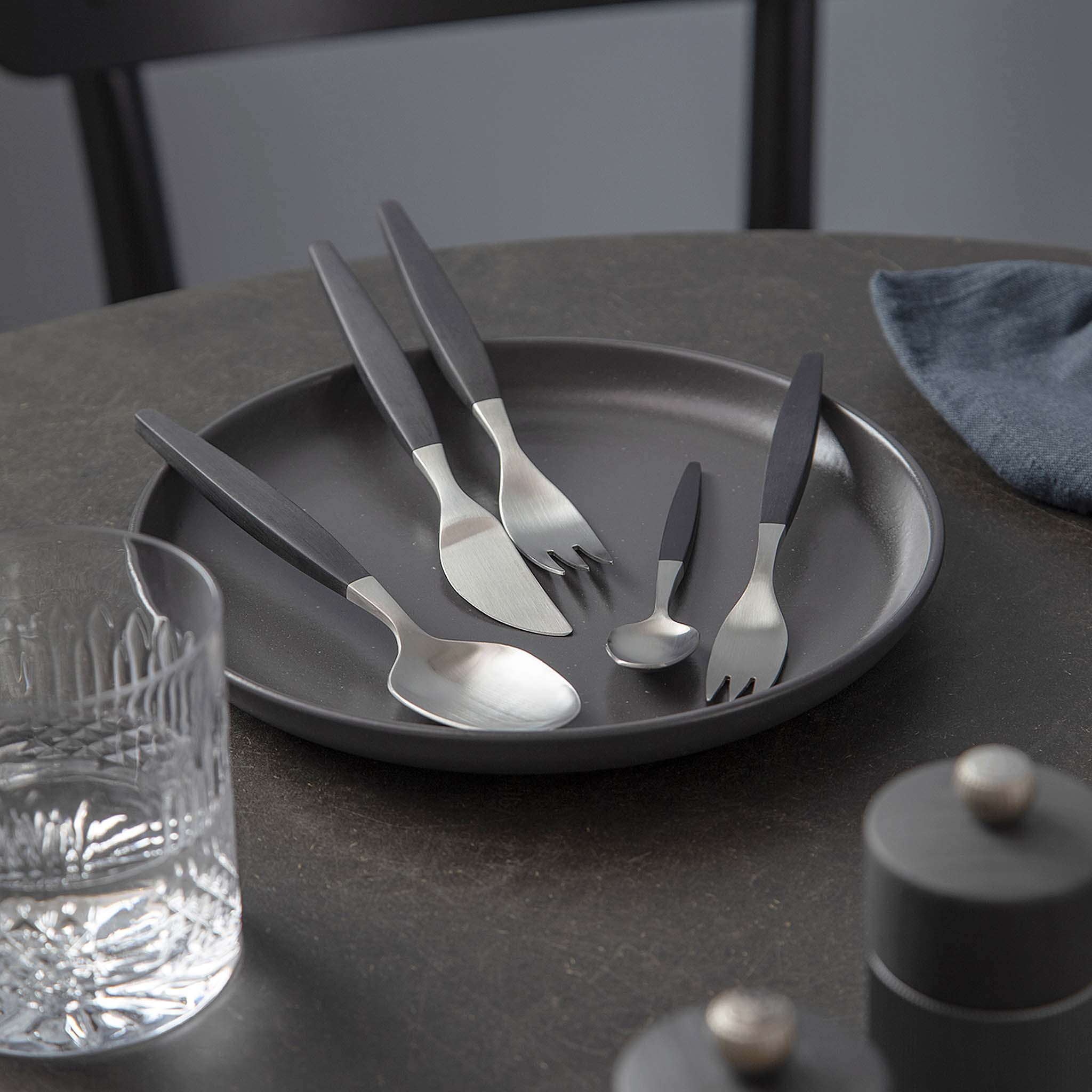 GENSE Focus de Luxe Stainless Steel Cutlery Collection / Folke