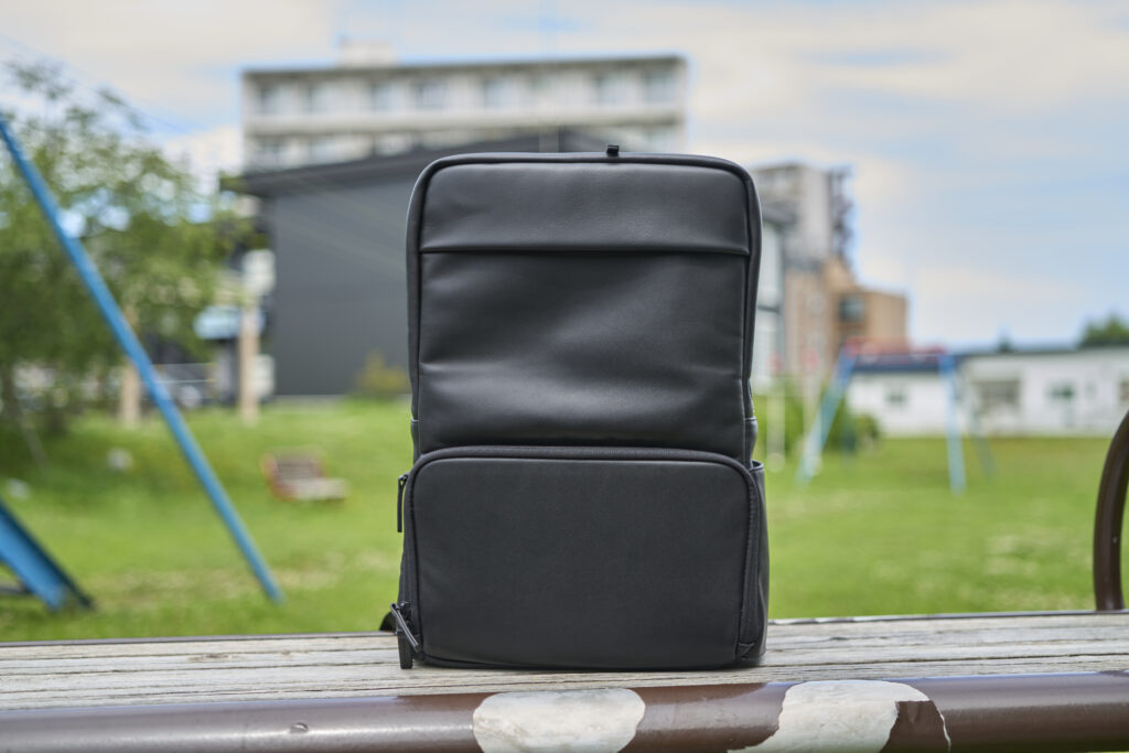 レビュー】高級感あふれるレザーカメラバッグroku 【ビジネスにも