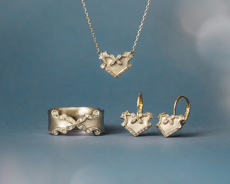 Butterfly effect” はじまりは小さな羽ばたき – AbHeri オンラインストア