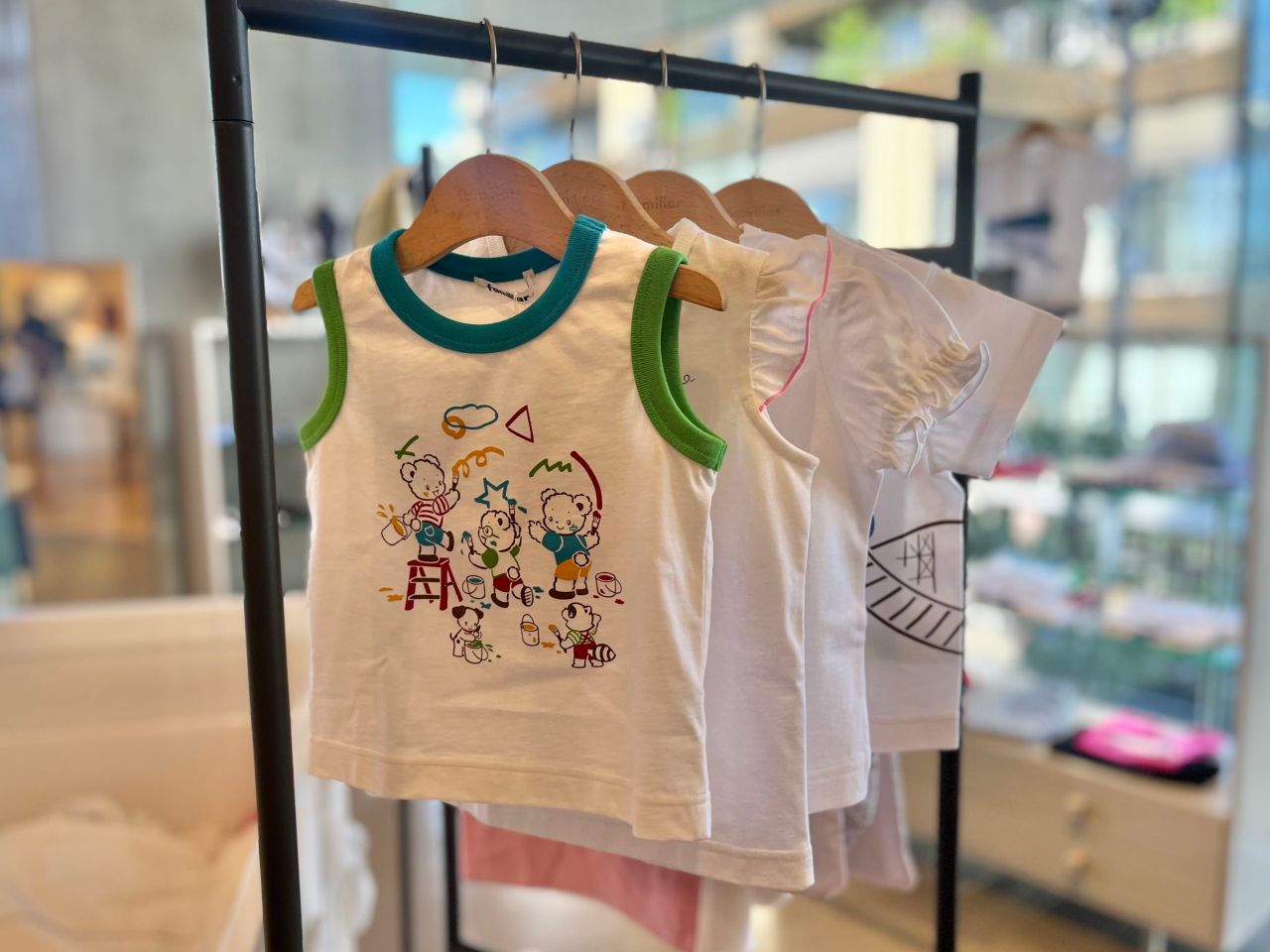 大人気シリーズ新作⭐︎おはなしTシャツ｜ファミリア代官山店の公式ブログ