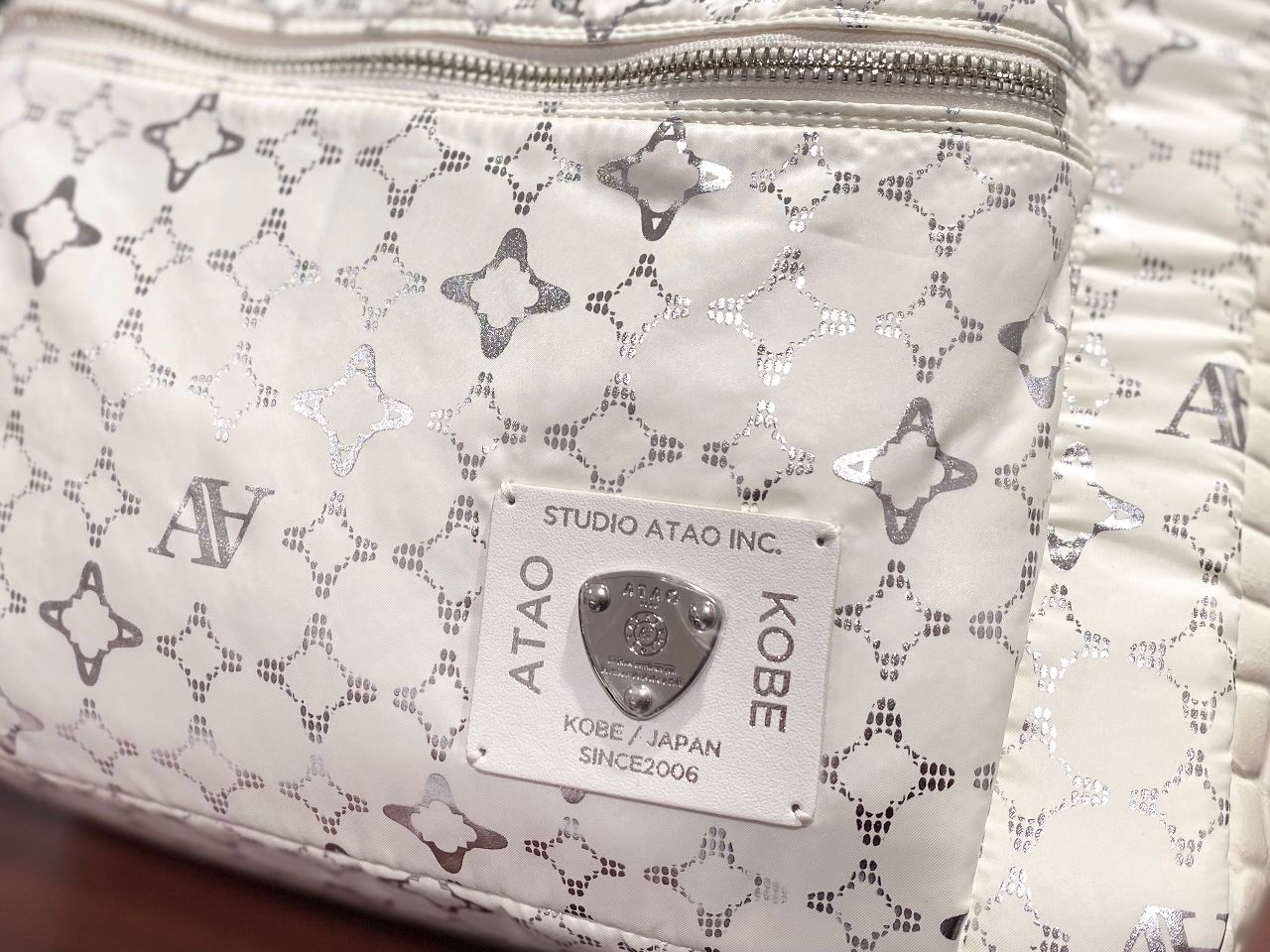 オールシーズンオススメ！ATAOのこだわりホワイトバッグ！ | ATAO