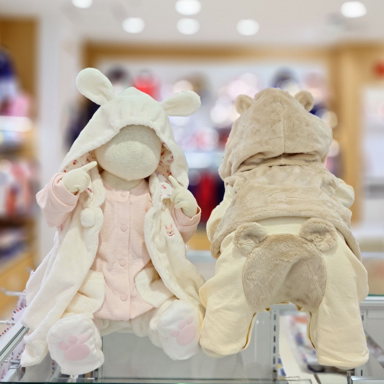 ミキハウス冬の大定番♡マイクロファー♡｜ミキハウスミキハウス 博多