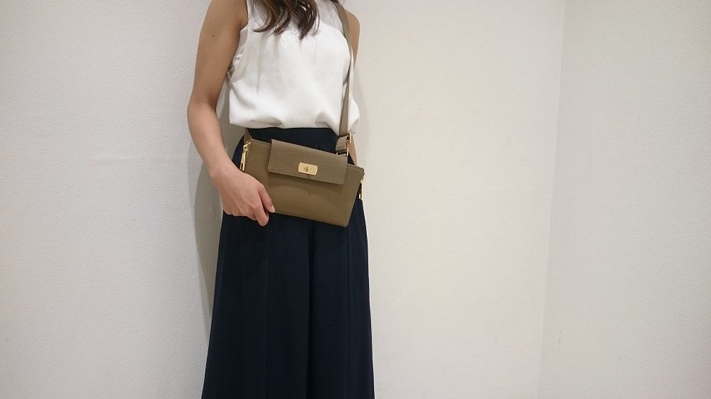 いつものお財布そのままin☆ポリーヌ | IANNE(イアンヌ) | IANNE TOKYO