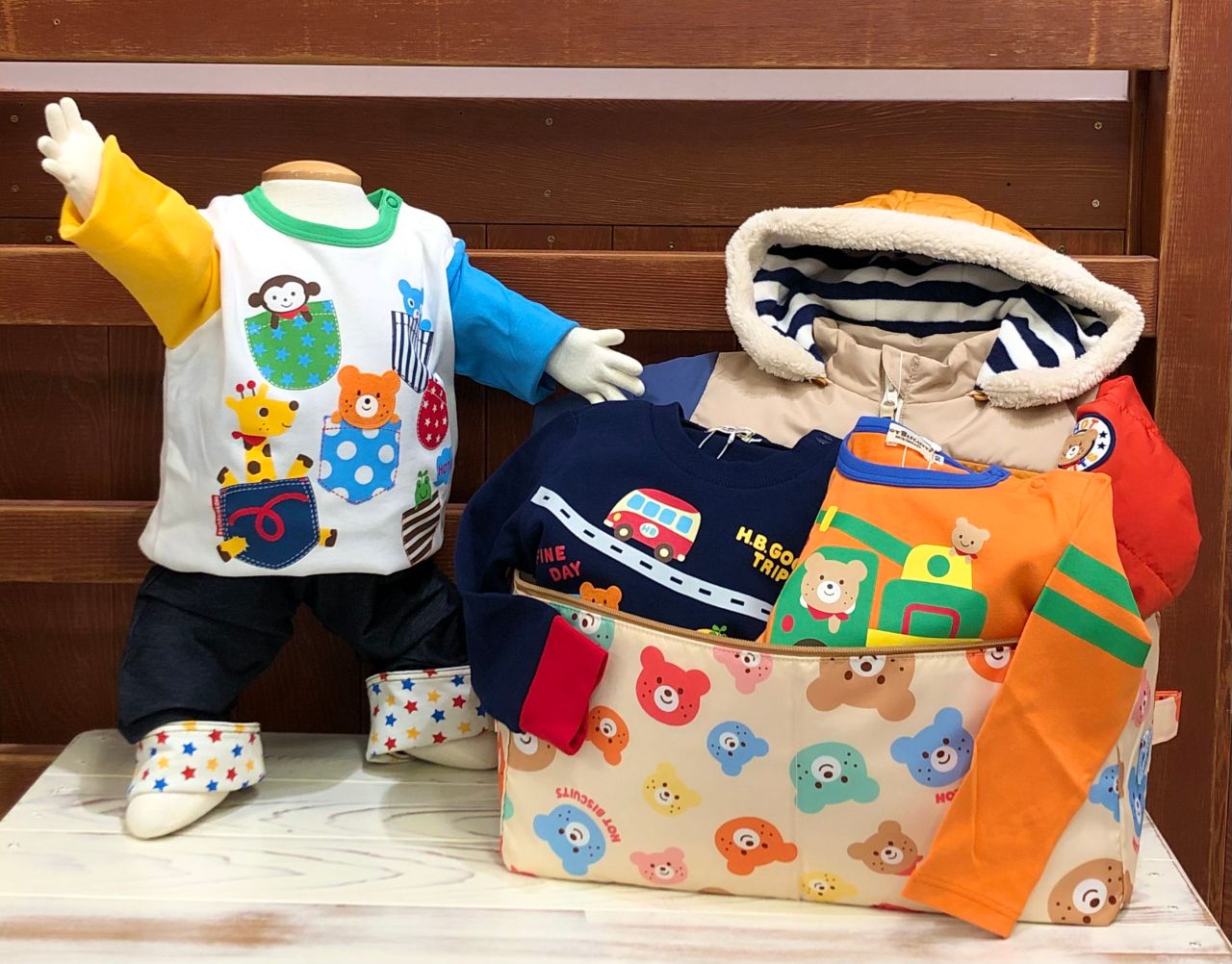 2025予約福袋☆ホットビスケッツ編☆｜ミキハウスミキハウス 草津近鉄