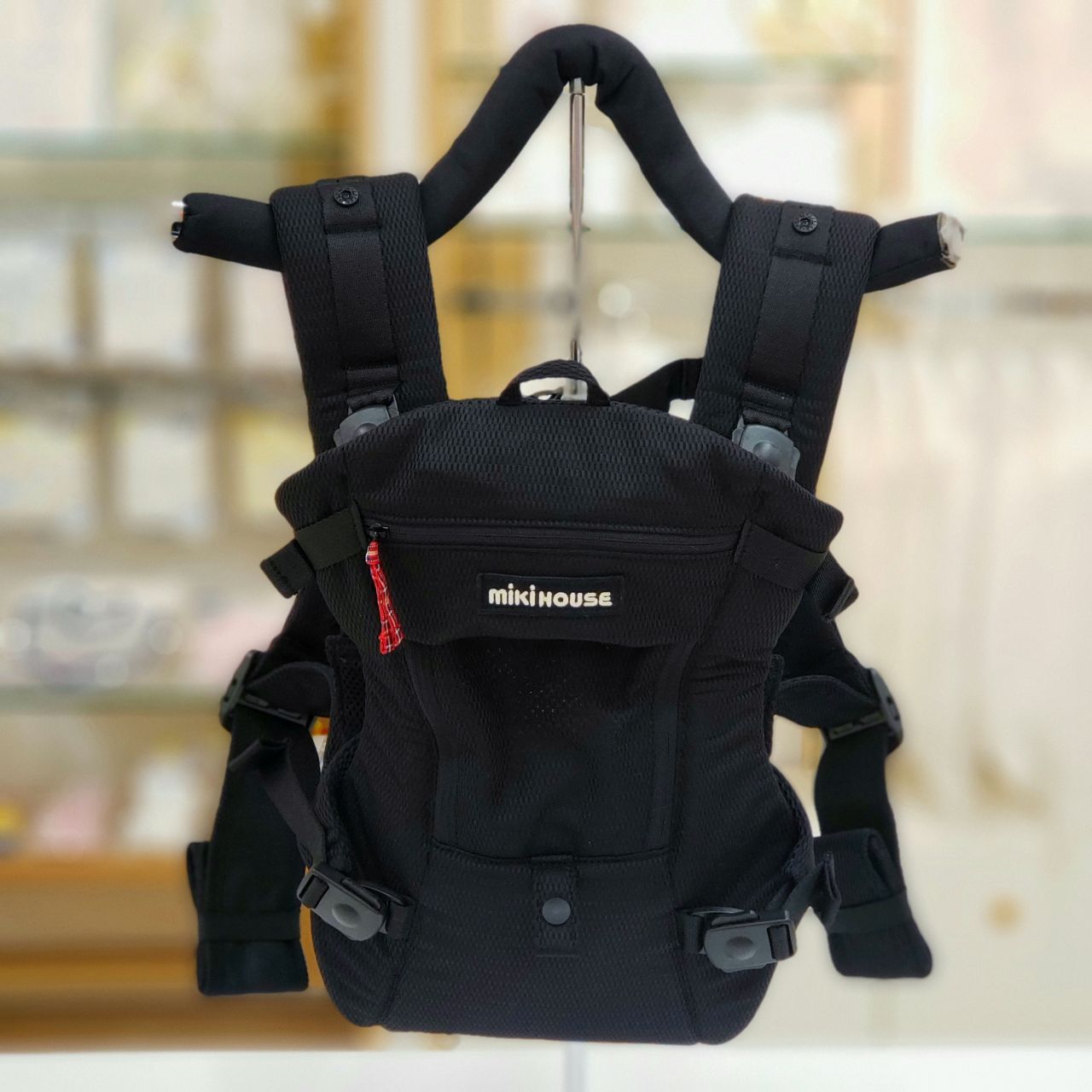 あたらしい抱っこひもが登場！ファーストベビーキャリア｜ミキハウス