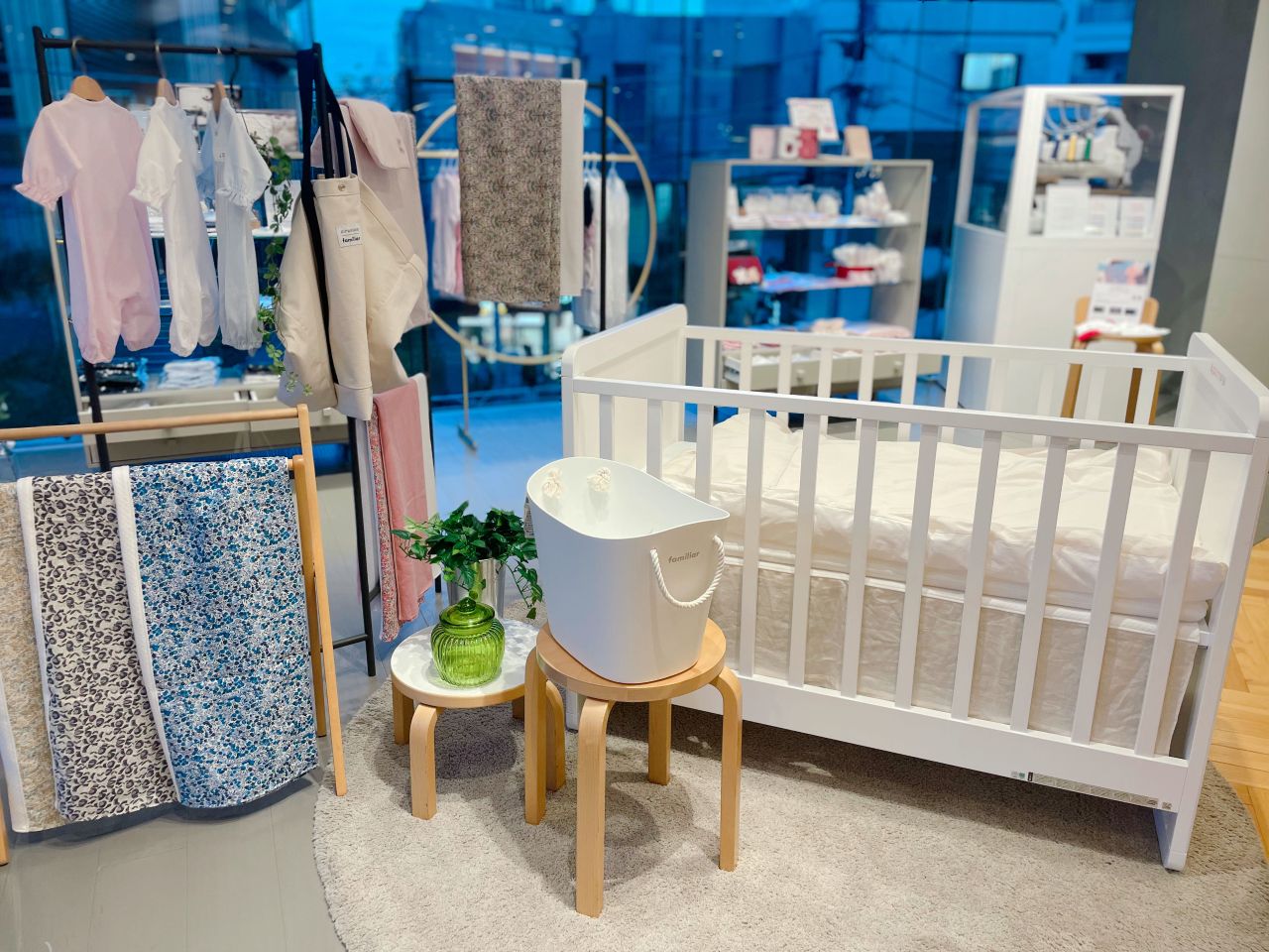 1年中便利な綿毛布♡｜ファミリア代官山店の公式ブログ