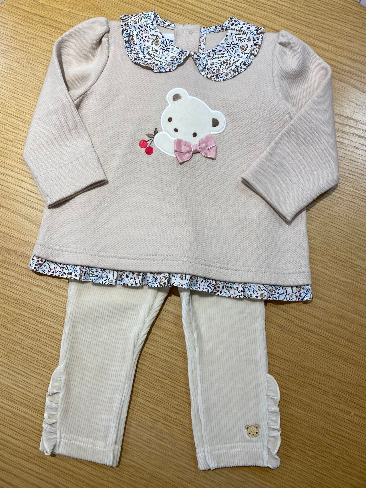 秋のおしゃれを見つけよう♪♪かわいいアートがいっぱいのトレーナー