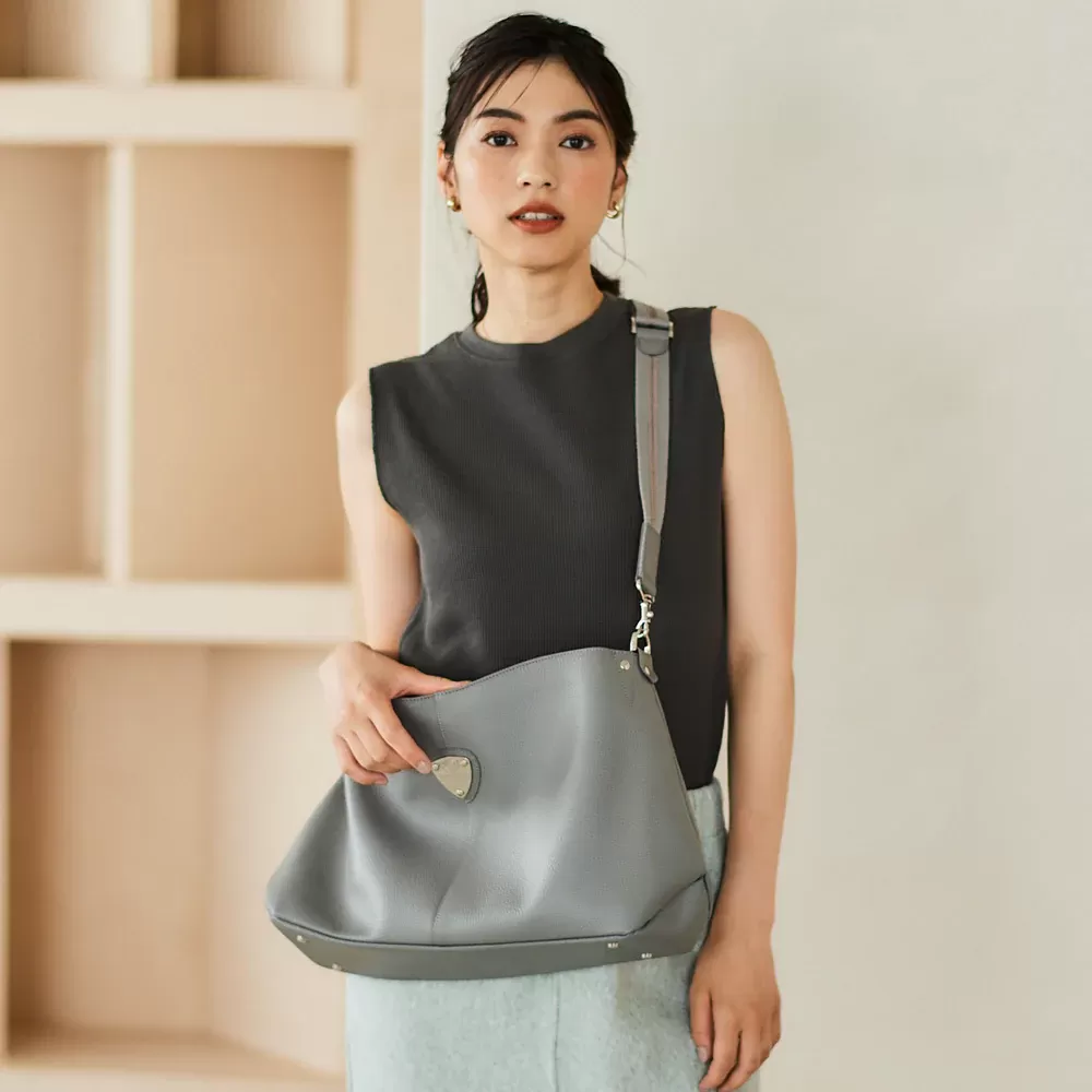 ATAOベストセラーバッグから新色！STONE GRAY | ATAO(アタオ